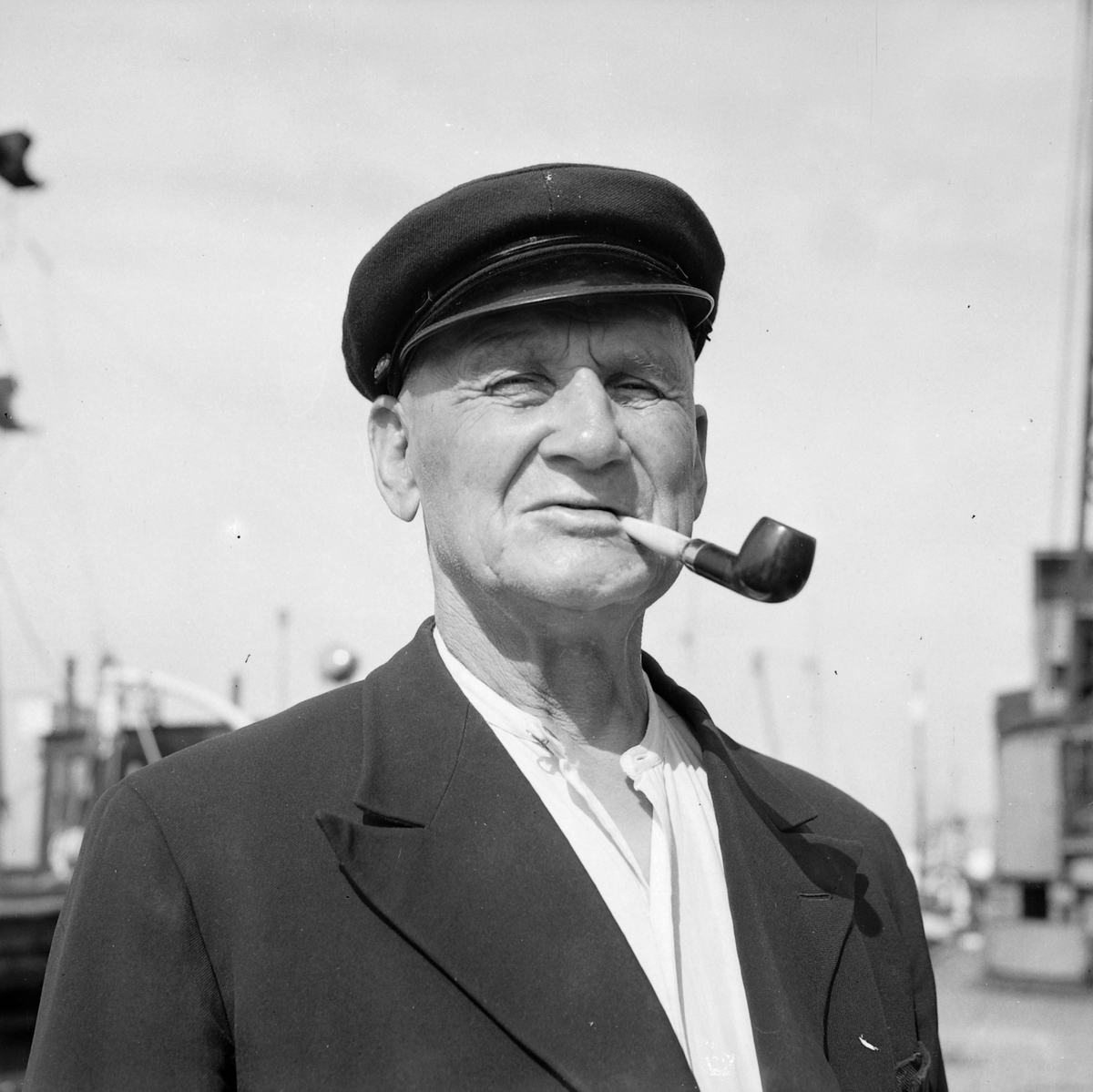 Kaptein Oscar Jacobsen på D/S Bangsund