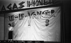 Fra byjubileet i 1936 sommerutstilling og revy.