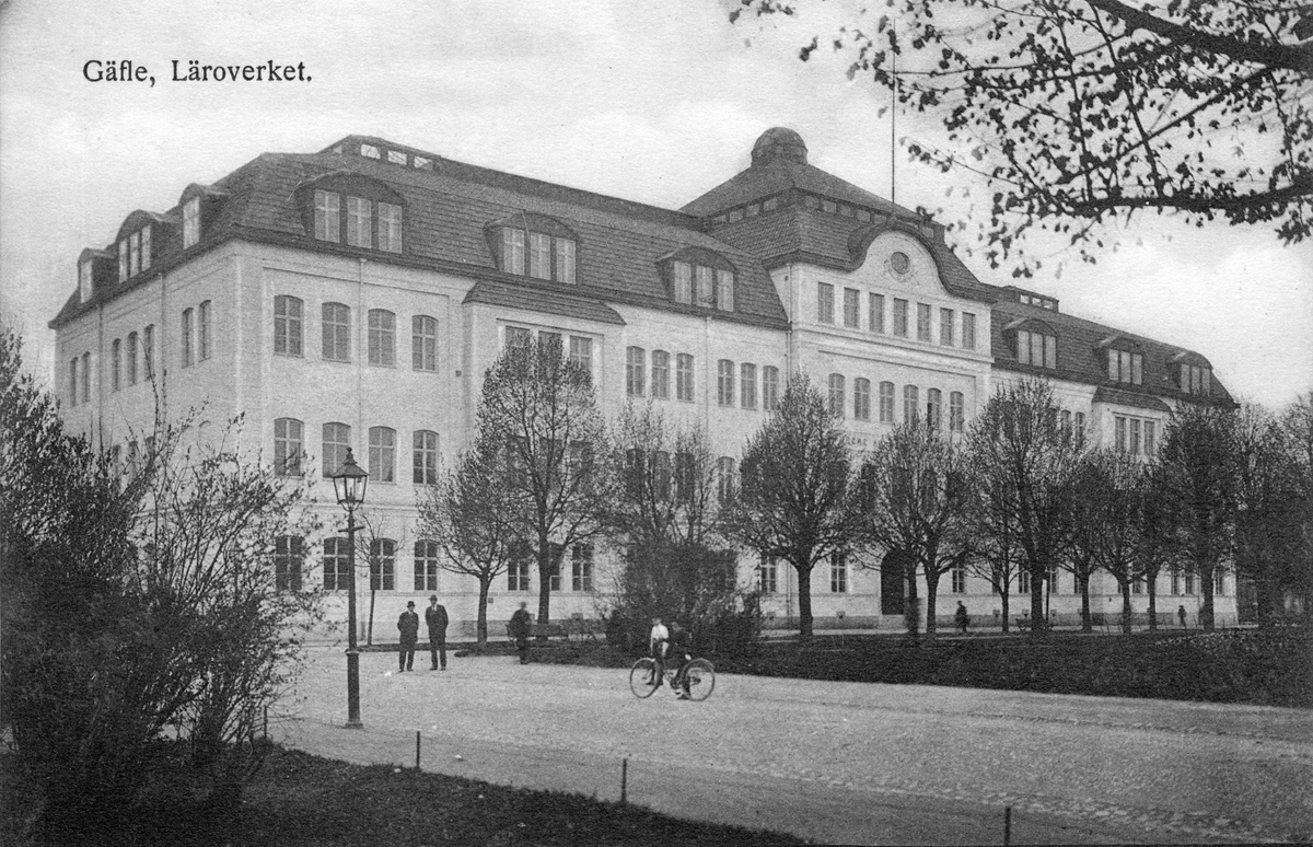 Gäfle, Läroverket.
Högre Allmänna Läroverket (Vasaskolan), byggt 1873 och ombyggt 1912-1914.