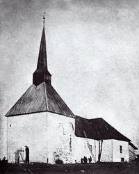Gamle Tune kirke, revet 1865.
Tekst på fotografi: 
"Den gam