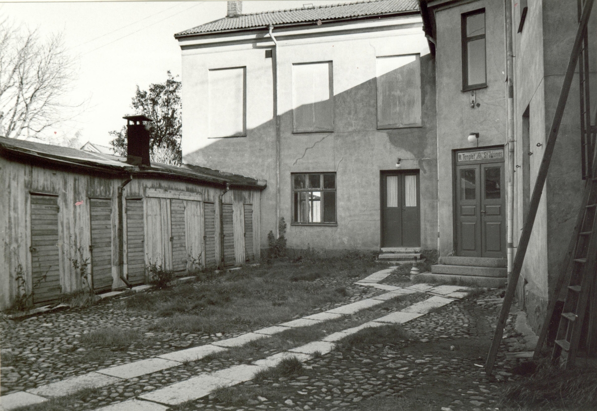 Innergården till en fastighet på Södra Malmgatan.