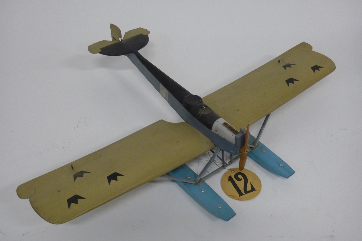 Flygplansmodell - Sjöhistoriska museet / DigitaltMuseum
