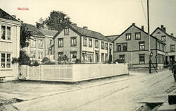 52a - Harald Eide.54 Lovise Lund sin gård..78b frk. Gunhilde