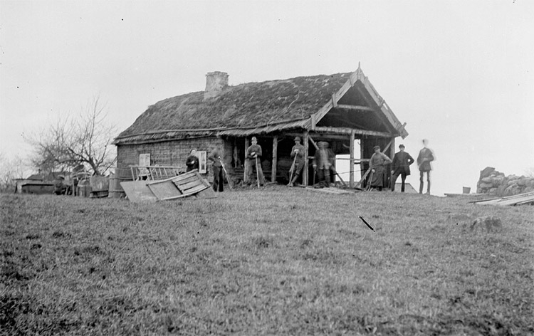 Svenna-Pera stuga rives 1921.