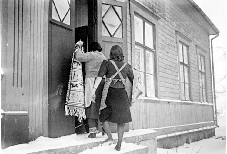 Vävkurs i skolan, Bolum. 1940-talet.