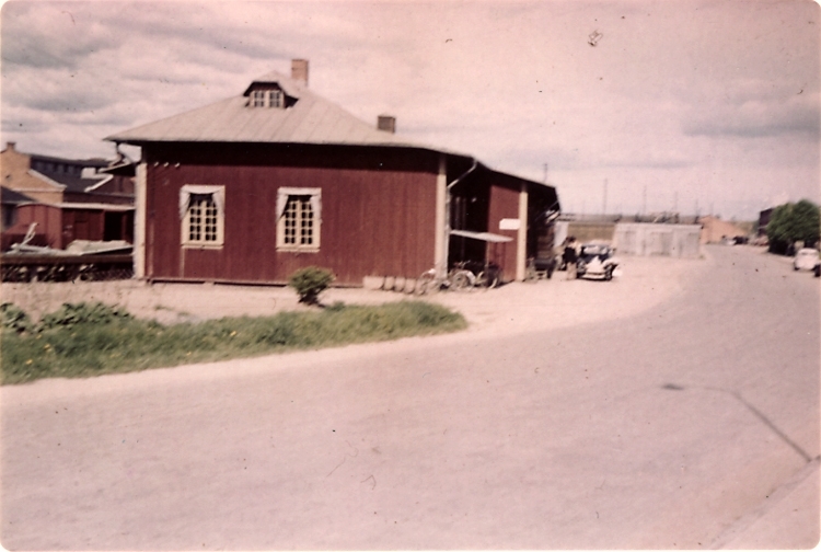 Skara station.
Godsexpedition och godsmagasin i Skara omkring 1965.