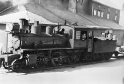 Damplokomotiv nr. 82, som ble kjøpt brukt fra NSB