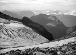 Datering usikker. Fra Nordmøre museums fotosamlinger, Myren-
