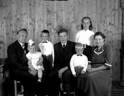 Fam. Bergslid. Magnus, Ingrid, Johan, Dordi, Anders, Magne o