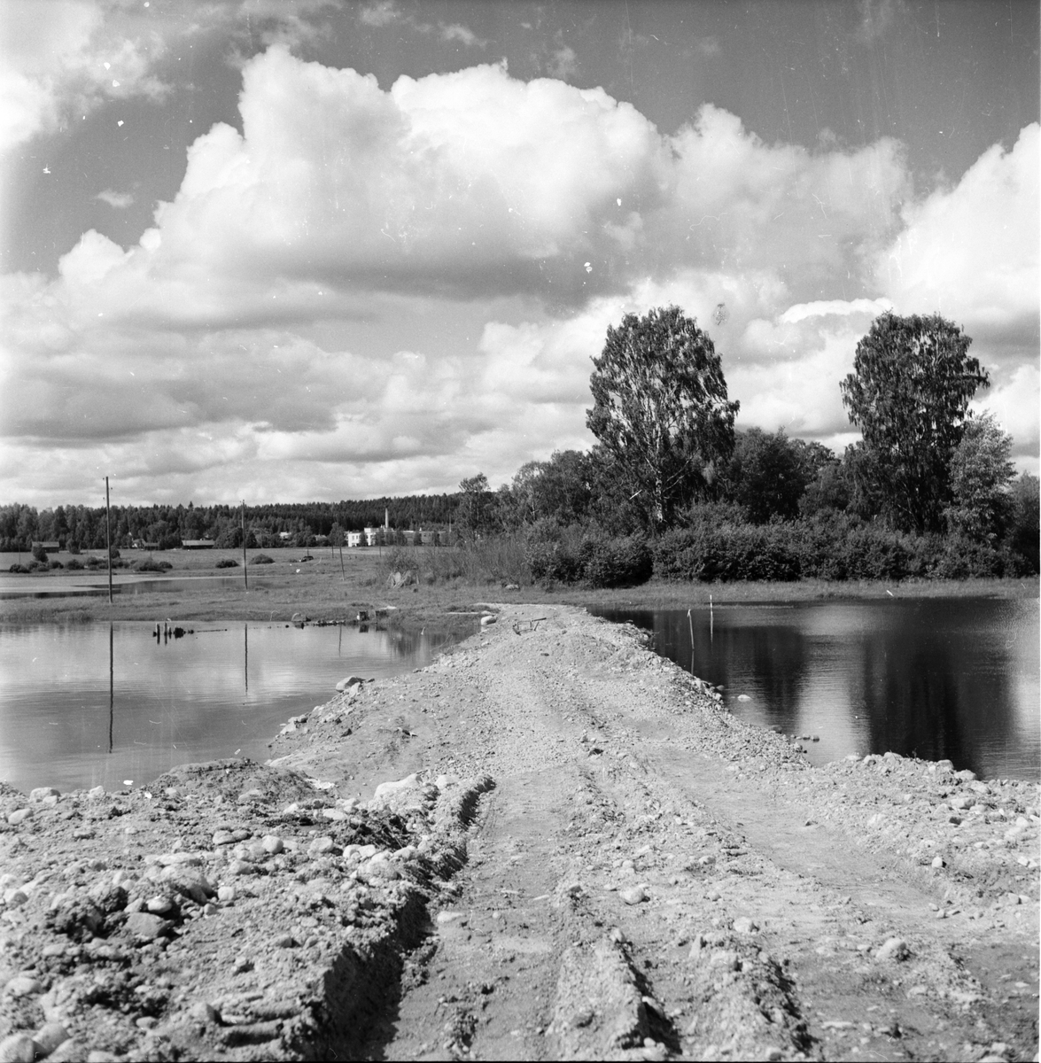 Vågen,
Dammen,
Stadsing St Sandström.
Bild 12 Juli 1957