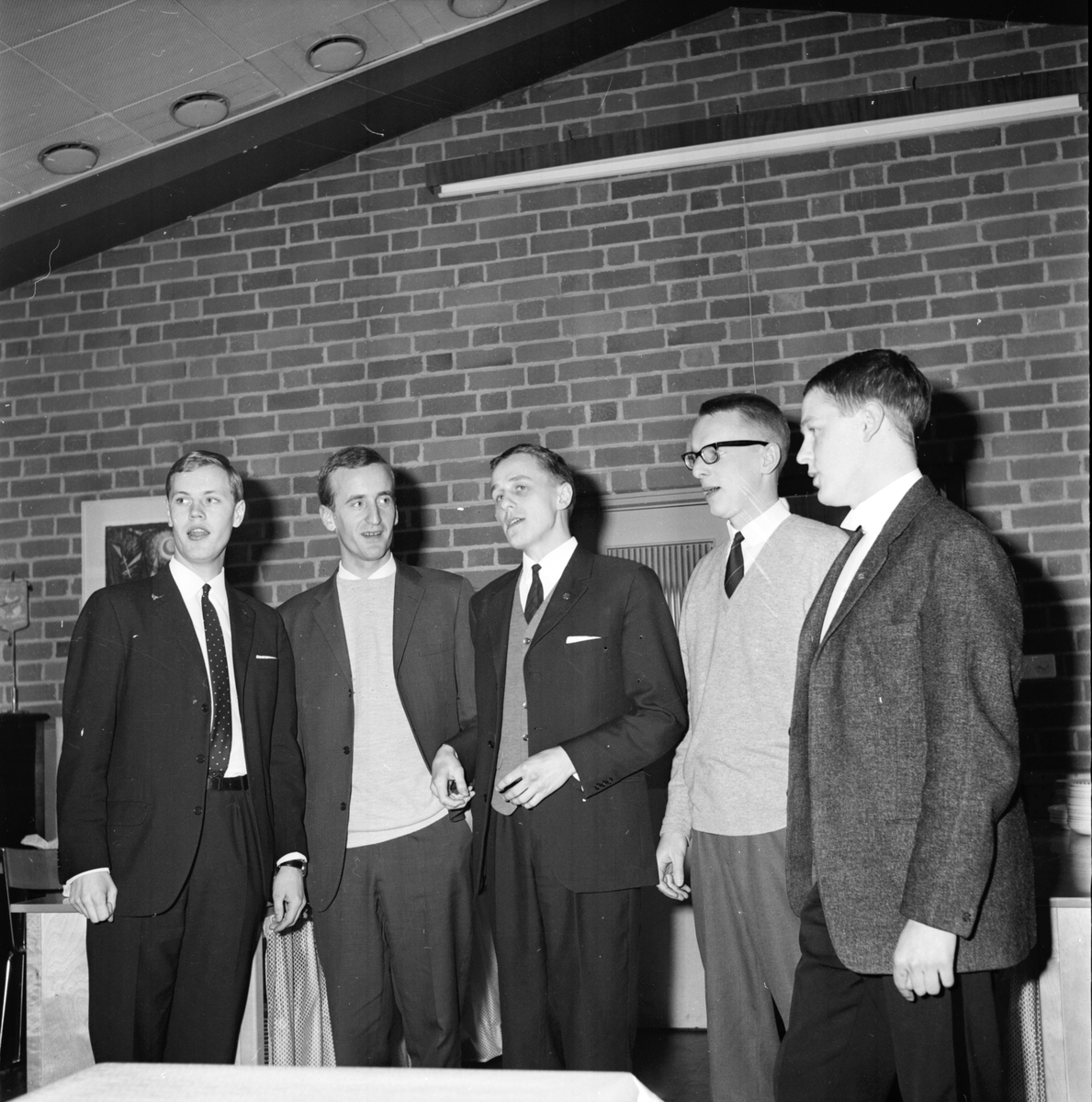 Kvintetten Olsson. Från vänster Björn Öbrink, Karl Eric Ericson, Kurt-Åke Frisk, Robert Sund och Per-Olof Frisk. Bollnäs, 27 Mars 1966.