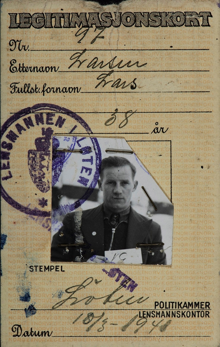 Grenseboerpass, identitetskort, legitimasjonskort, fabrikkarbeider Lars Larsen, Sandvold Løten.