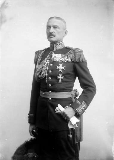 General Torén. Kommendant 1918-19.