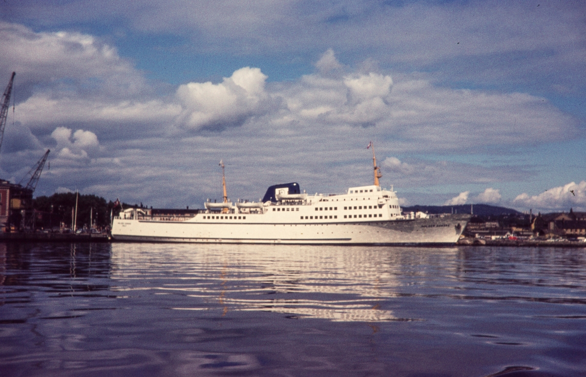 MS Holger Danske ved kai i Oslo. Gikk  i fart mellom Oslo og Århus, senere Frederikshavn 1961 - 1989.