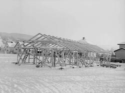 Lillehamme og Fåberg Yrkesskole.  Tømrerlinja. Reisverk til 