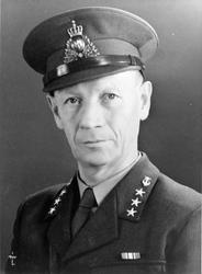 Portrett av musikkaptein Harald Grøttem.