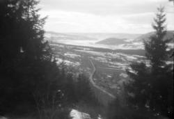 Storhove Landbruksskole, mot Lågendeltaet og Vingnes. Mjøsa 