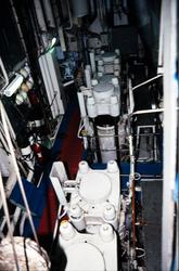 Toppen av hovedmotoren i Hurtigruteskipet M/S Harald Jarl, 5