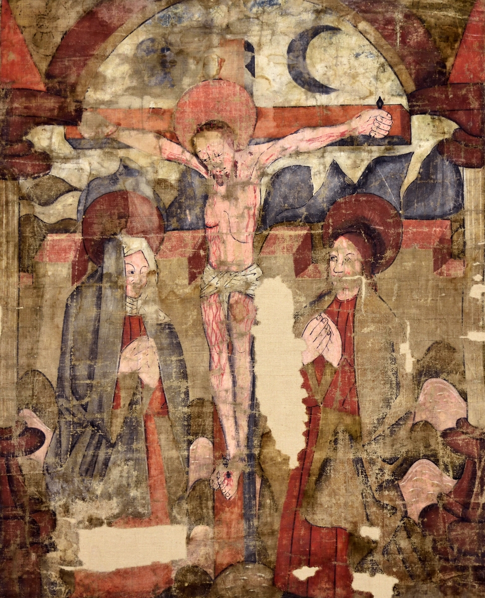 Tre scener ur passionshistorien inramade med arkadbågar och skilda med kolonner. Från höger: Herdanas tillbedjan, Kristus på korset och Uppståndelsen.