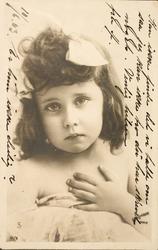 Postkort fotografisk, motiv barn, pike. Poststemplet 1903.