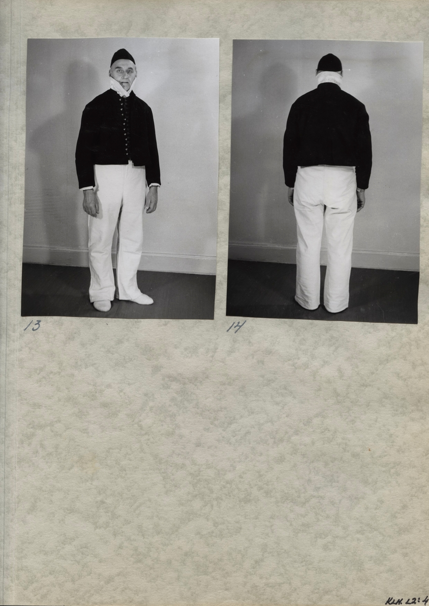 Kartongark med två fotografier av byxor, jacka och mössa.