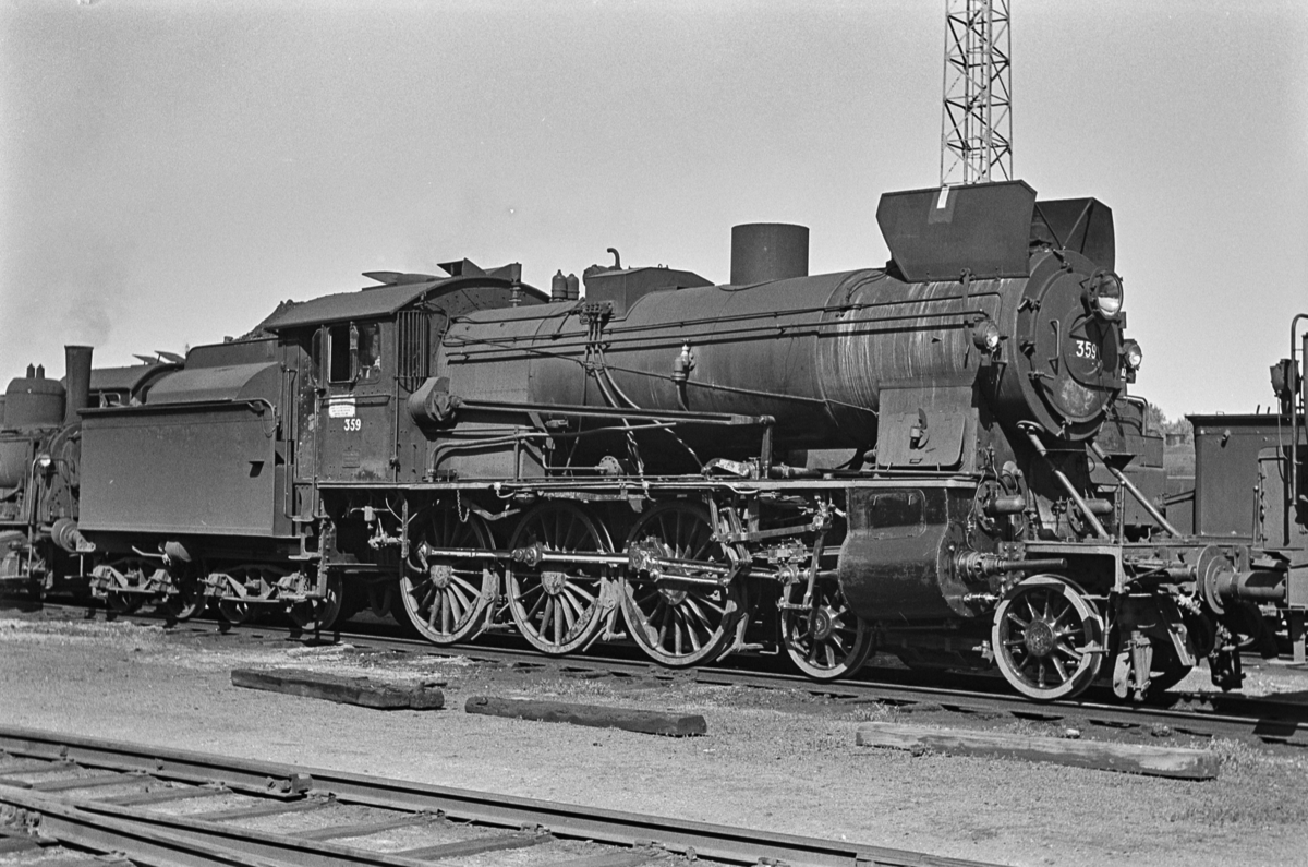 Hensatt damplokomotiv type 30b nr. 359 på Marienborg ved Trondheim.