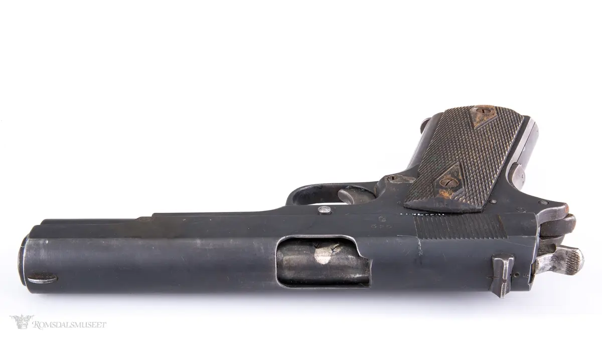 På skjeftet  to store diagonale ruter, Rutenett av diagonale små ruter