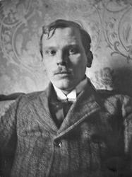 Portrett av lyrikeren Olaf Bull