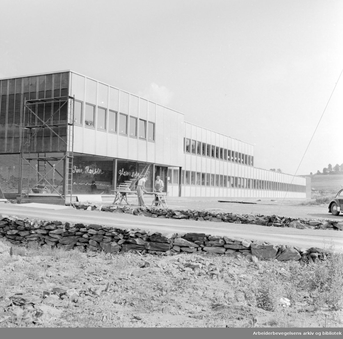 Strømsveien. Industribygg for Stormbull. August 1959