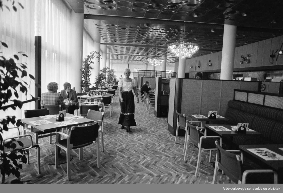 SAS Hotellet.Hotellet åpnes.Juni 1975