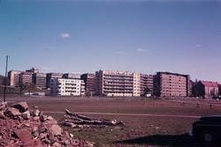 Mot Marienlystblokkene.