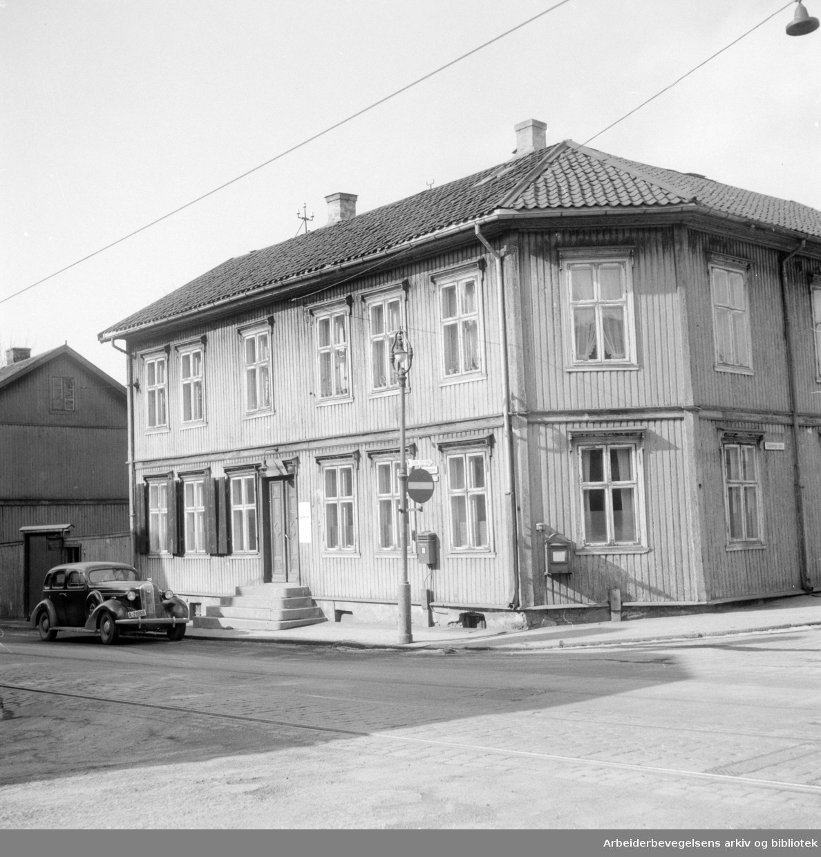 Vålerenga politistasjon. Mars 1955