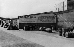 Brakke for firma Brødrene Dall, Vågeveien 5. Kristiansund i 