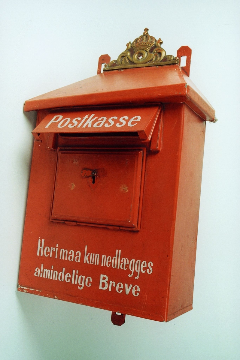Postkasse.