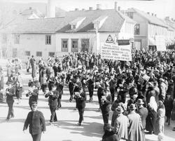 Repro: 1. maitog i Lillehammer med Lillehammer Musikforening