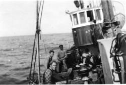 Kvilepause på dekk, MK Rollon på linefiske på Storegga