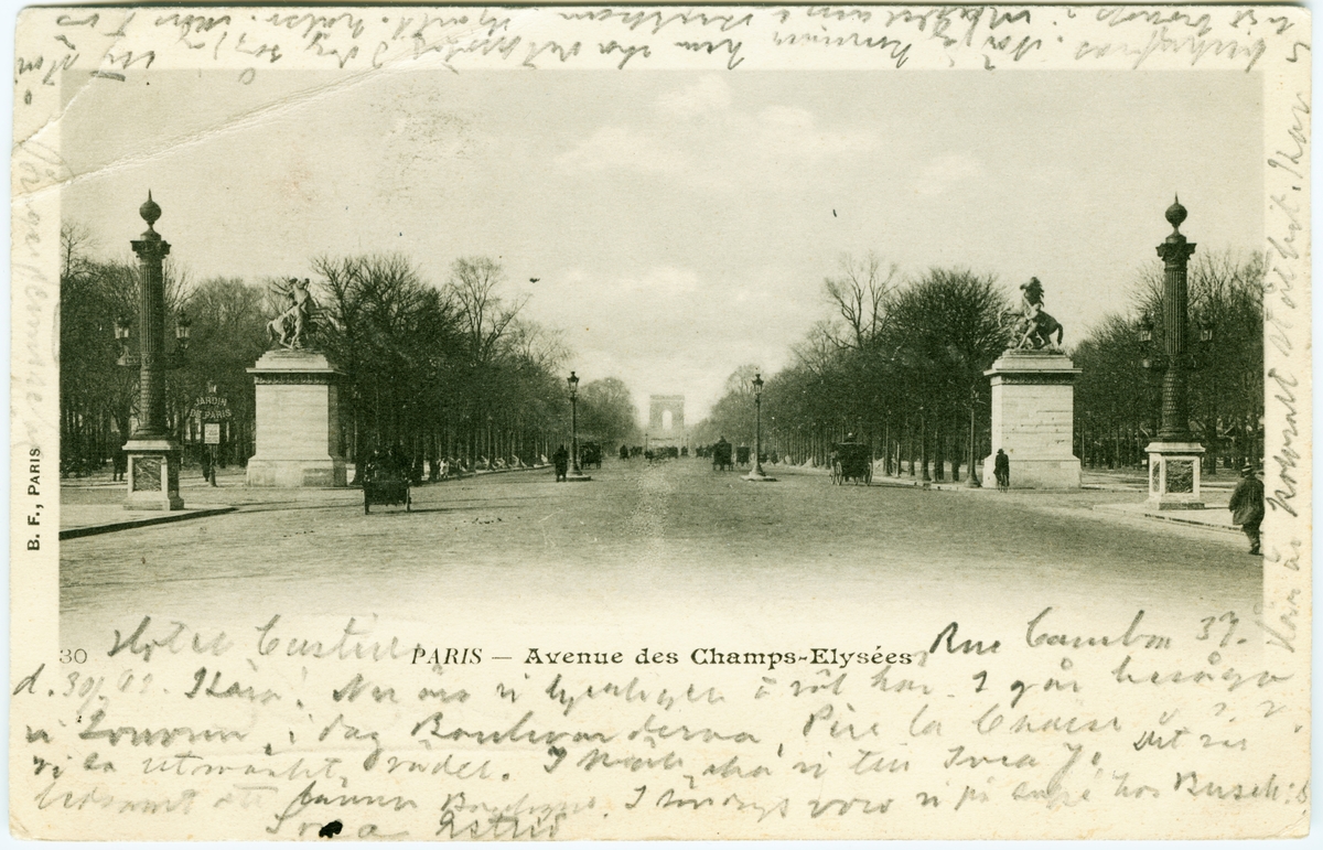 Paris - Avenue des Champs-Elysées