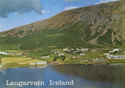 Postkort med flyfotografi fra Laugarvatn på Sørvest-Island, 