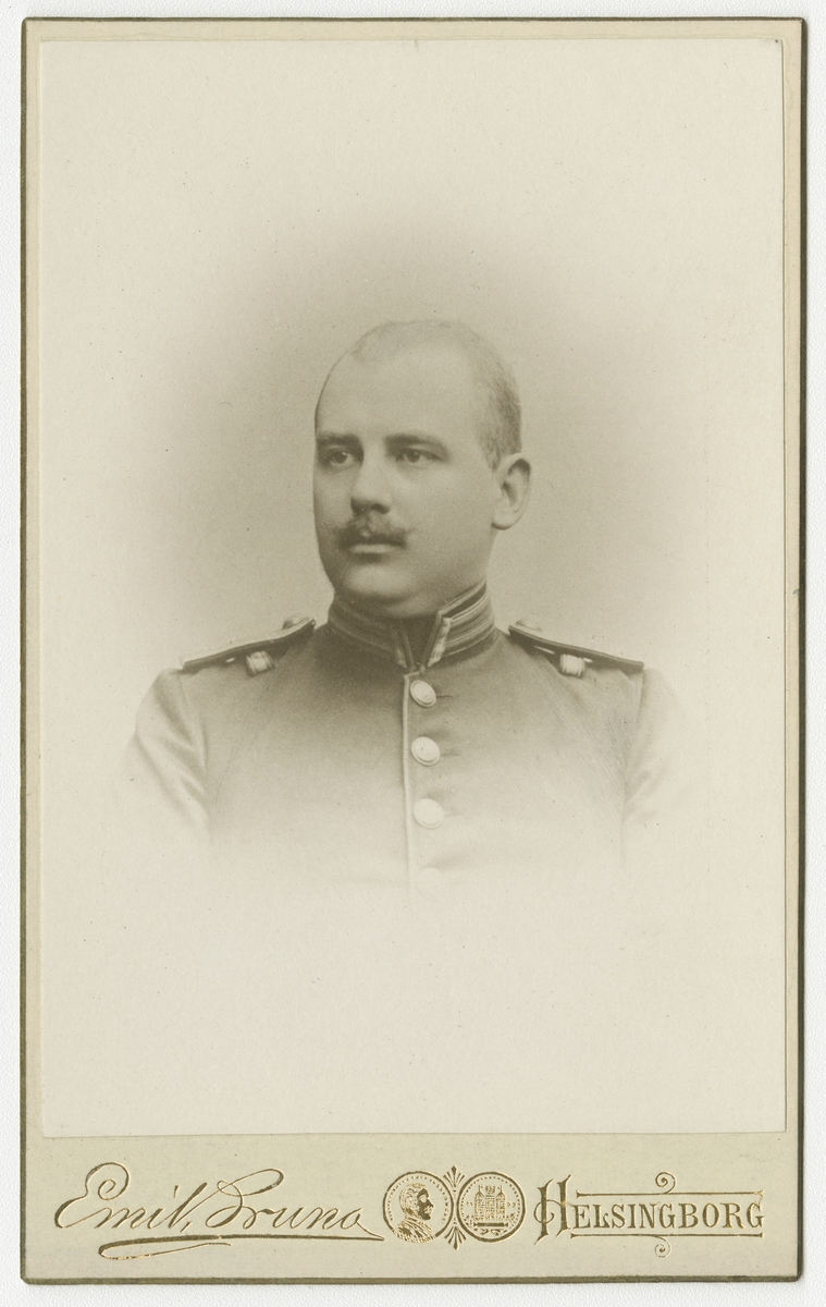 Porträtt av Carl Ekstrand, löjtnant vid Norra skånska infanteriregementet I 24.