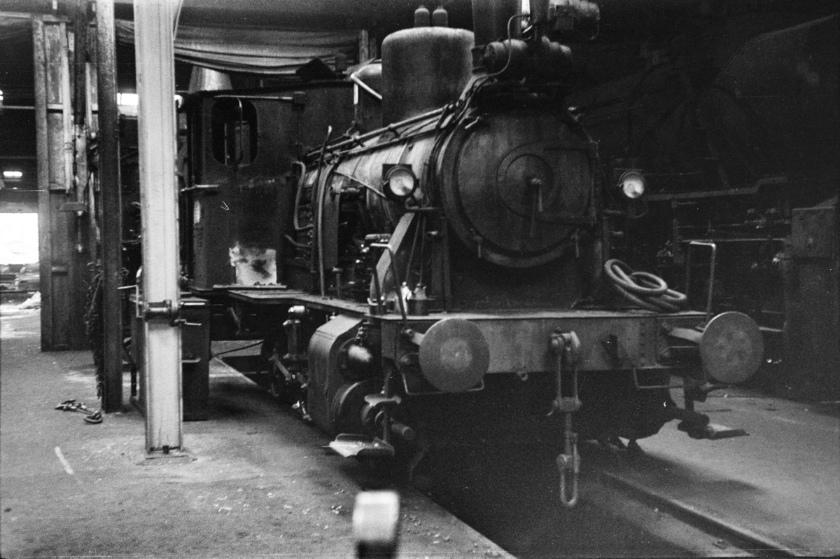 Damplokomotiv type 25d nr. 421 i Gamlestallen i Lodalen i Oslo.