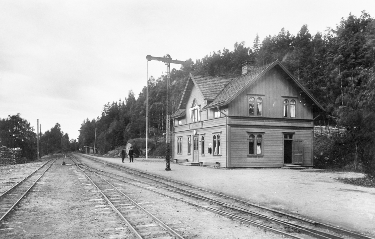 Brötjemark station.
