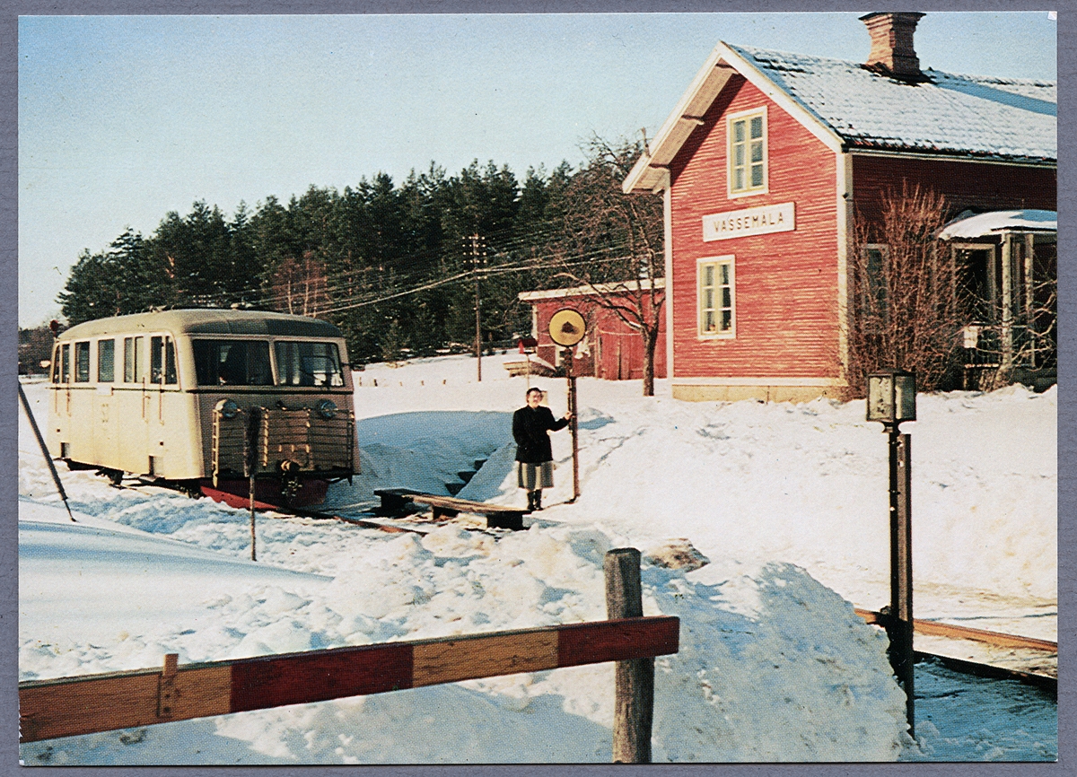 Statens Järnvägar, SJ Yp 727 vid Vassemåla hållplats.