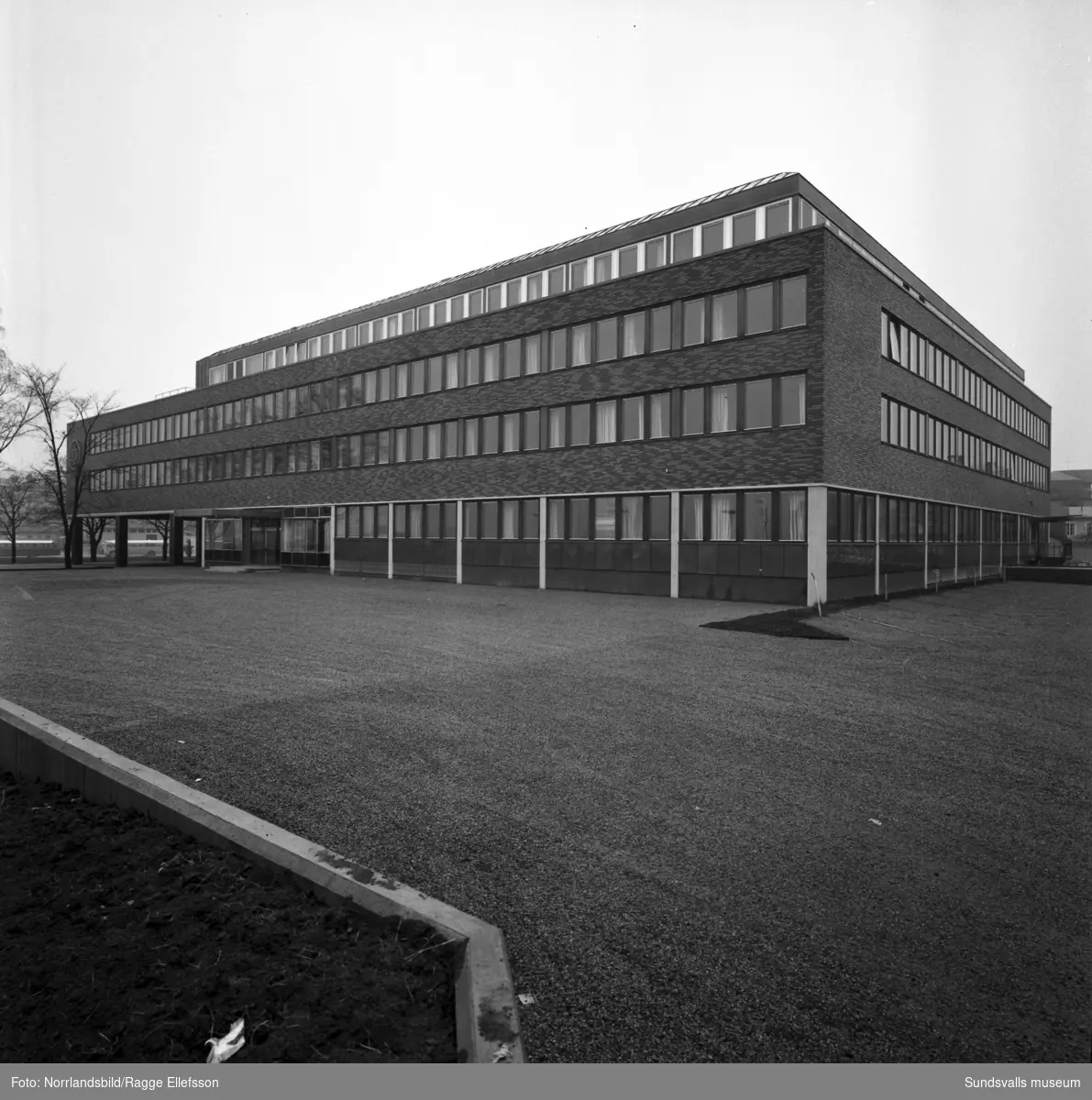Exteriörbild av det nybyggda SCA-kontoret på Norrmalm.