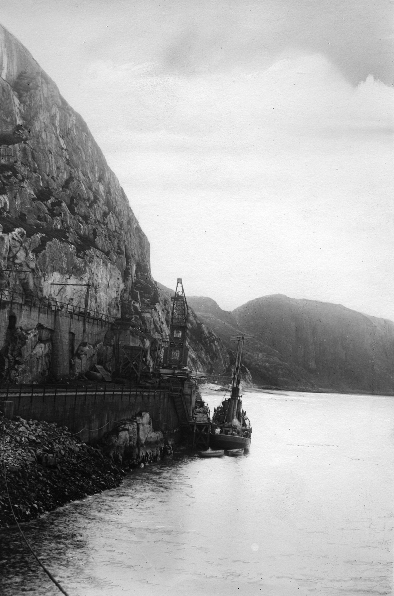 Eksportkaia til Sydvaranger, "Sibiria" ligger til kai, 29.09.1909