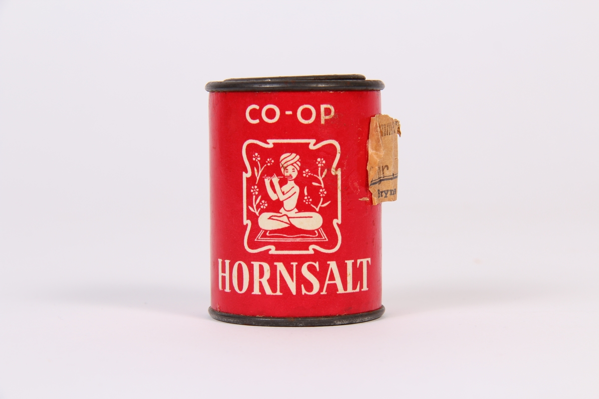 Ein liten dåse merka med Hornsalt, sekundært brukt til pomeransskall