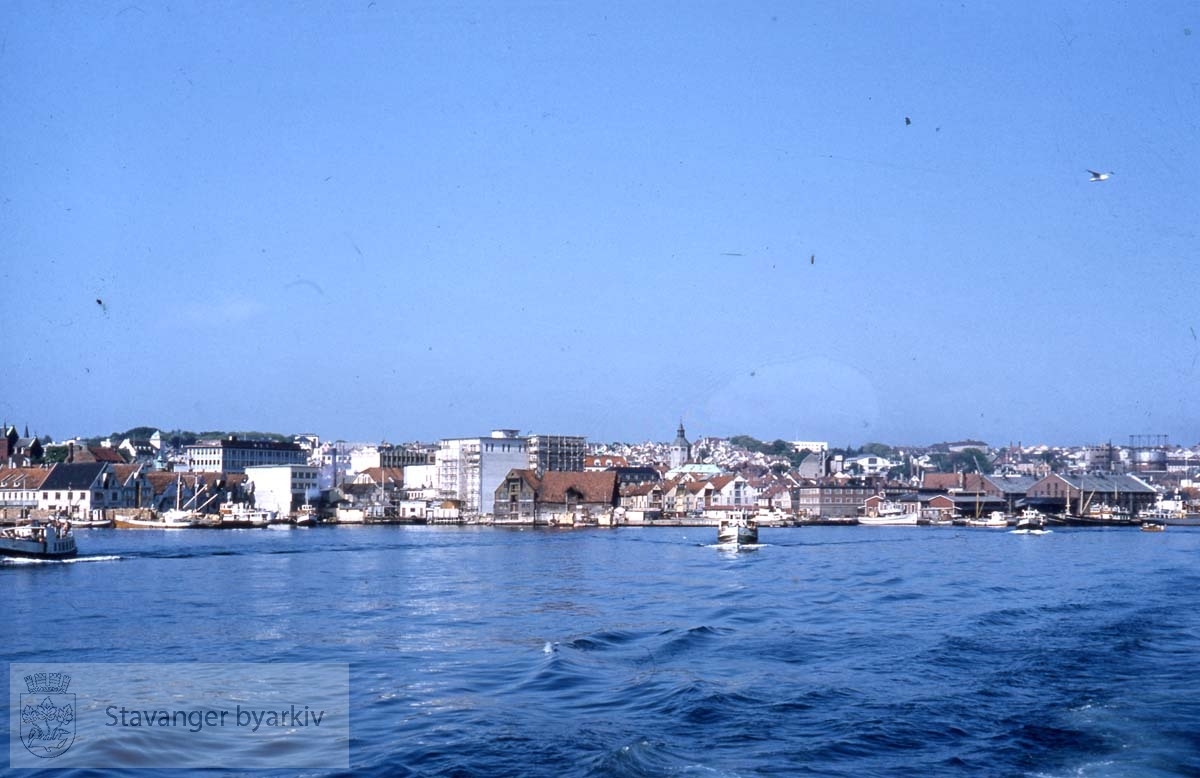 Holmen Og Stavanger Sentrum Sett Fra Sjøen Stavanger Byarkiv Digitaltmuseum 