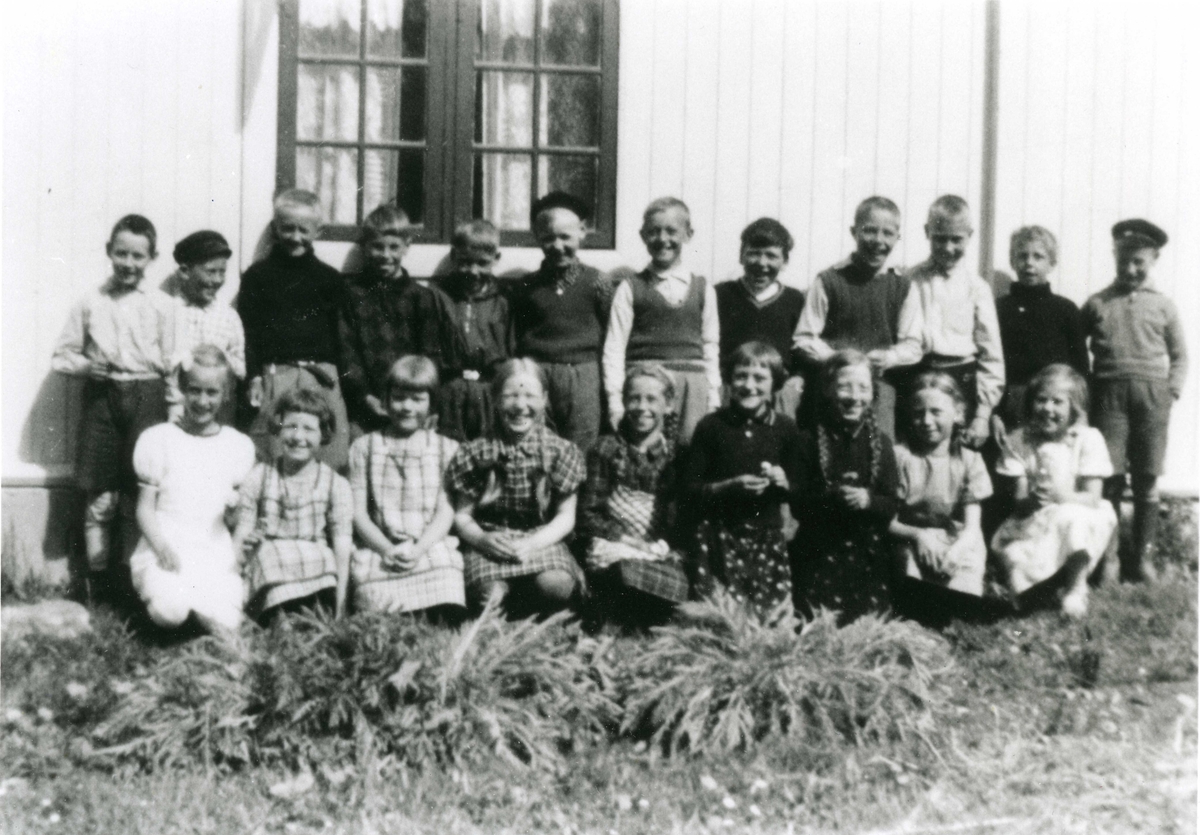 Bergegarda skole 1939, 2 og 3 klasse.