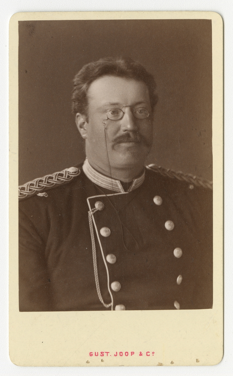 Porträtt av Sigurd Ehrenborg, underlöjtnant vid Första livgrenadjärregementet I 4.