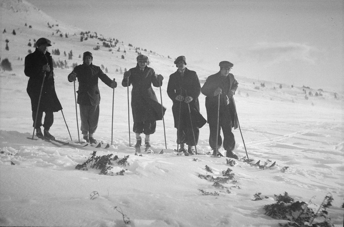 Folk på skitur, Skei, Gausdal