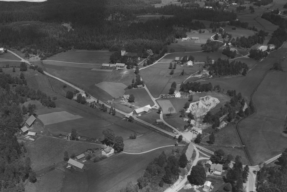 Flygfoto över Kållerstad i Gislaveds kommun, Jönköpings län. Nr: 294/1957